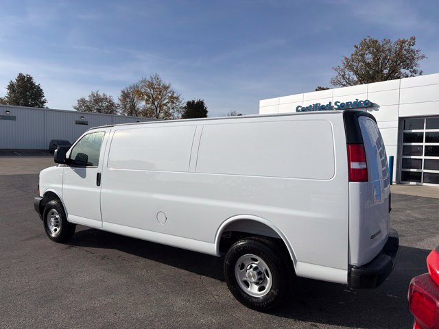 New 2027 Chevrolet Express 3500 Extended w/ Driver Convenience Package RWD image 6
