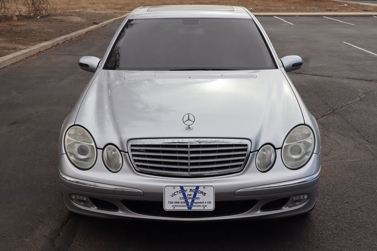 Used 2005 Mercedes-Benz E 500 4MATIC image 12