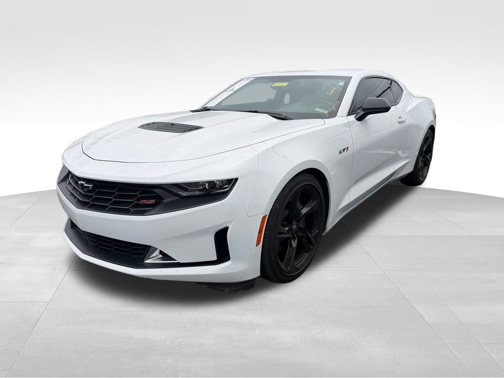 Used 2021 Chevrolet Camaro LT w/ RS Package image 6