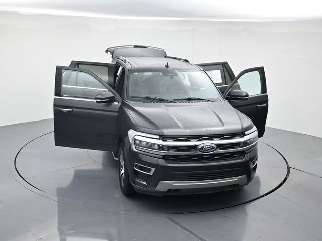 Used 2023 Ford Expedition Limited image 47