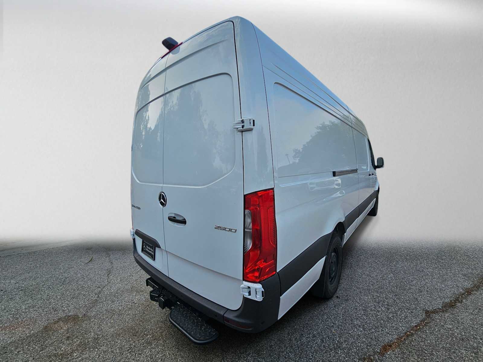 New 2026 Mercedes-Benz Sprinter 2500 image 3