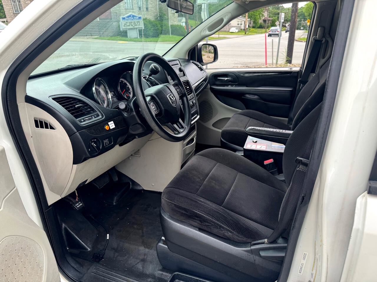 Used 2013 RAM C/V Tradesman image 13