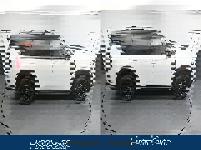 Used 2025 Nissan Armada PRO-4X image 26