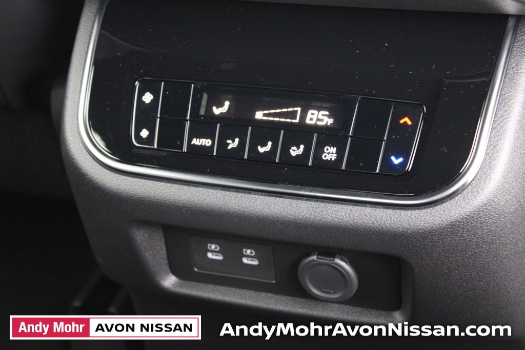 New 2026 Nissan Armada SL w/ Captain's Chari Seat Package image 21