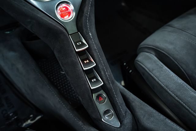 Used 2020 McLaren 720S Spider RWD image 29