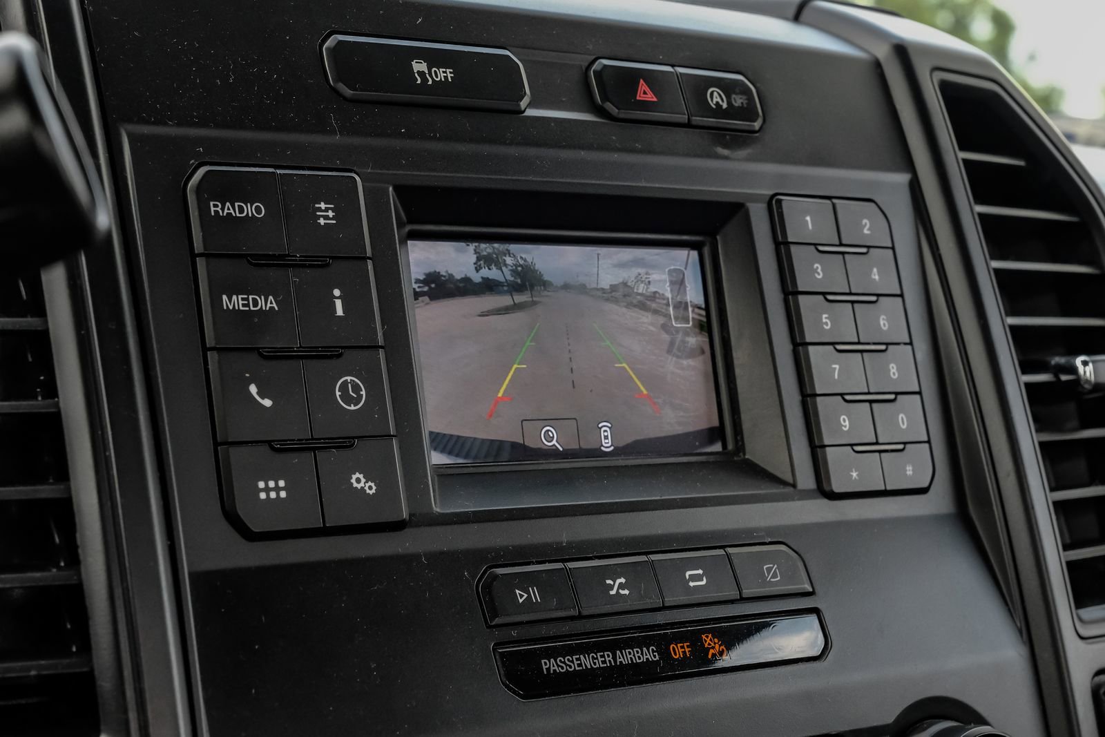 Used 2018 Ford F150 XL w/ Equipment Group 101A Mid RWD image 17