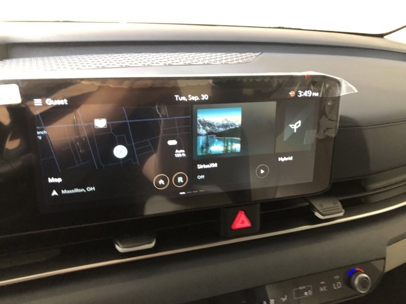 New 2026 Kia Carnival EX image 28