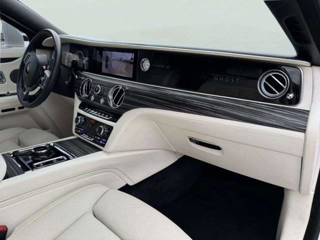 Used 2021 Rolls-Royce Ghost AWD/4WD image 55