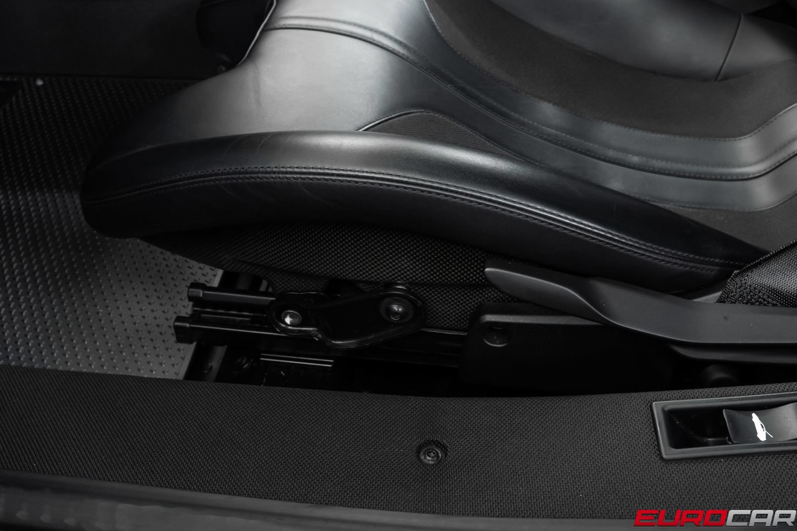 Used 2019 Ferrari 488 Pista Coupe RWD image 51
