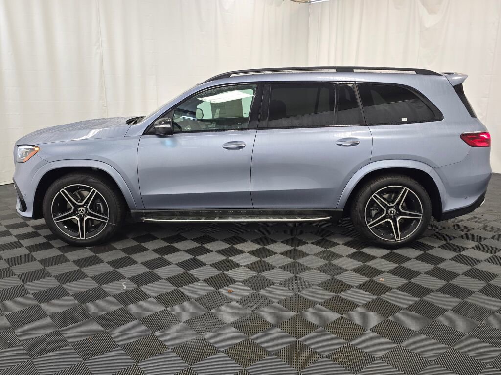 New 2026 Mercedes-Benz GLS 450 4MATIC image 3