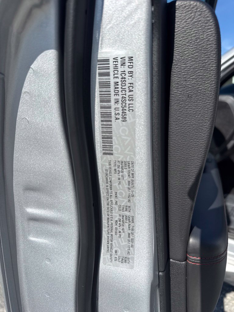 Used 2025 Dodge Durango R/T AWD/4WD image 26