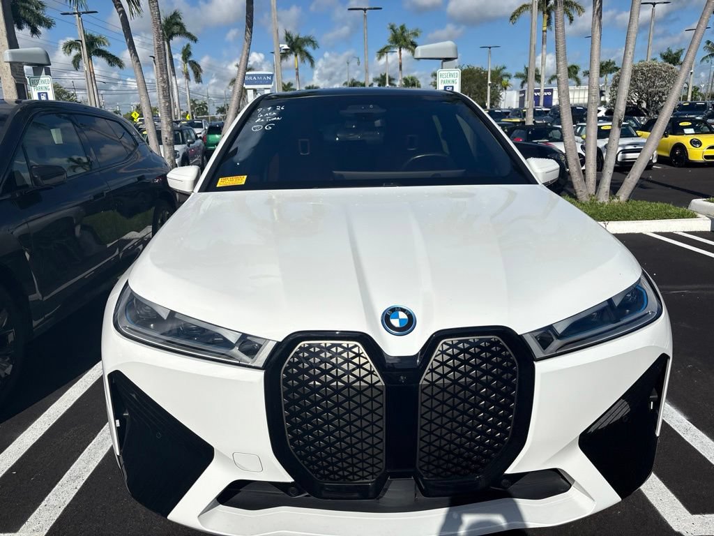 Used 2023 BMW iX M60 w/ Executive Package AWD/4WD image 8