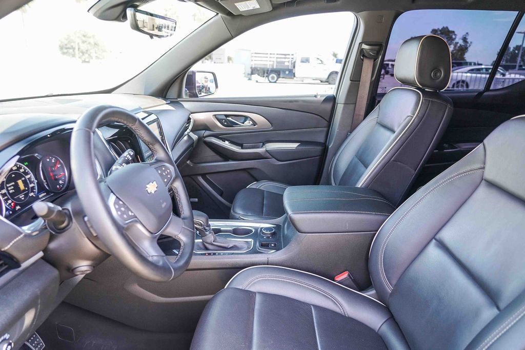 Used 2023 Chevrolet Traverse Premier image 19