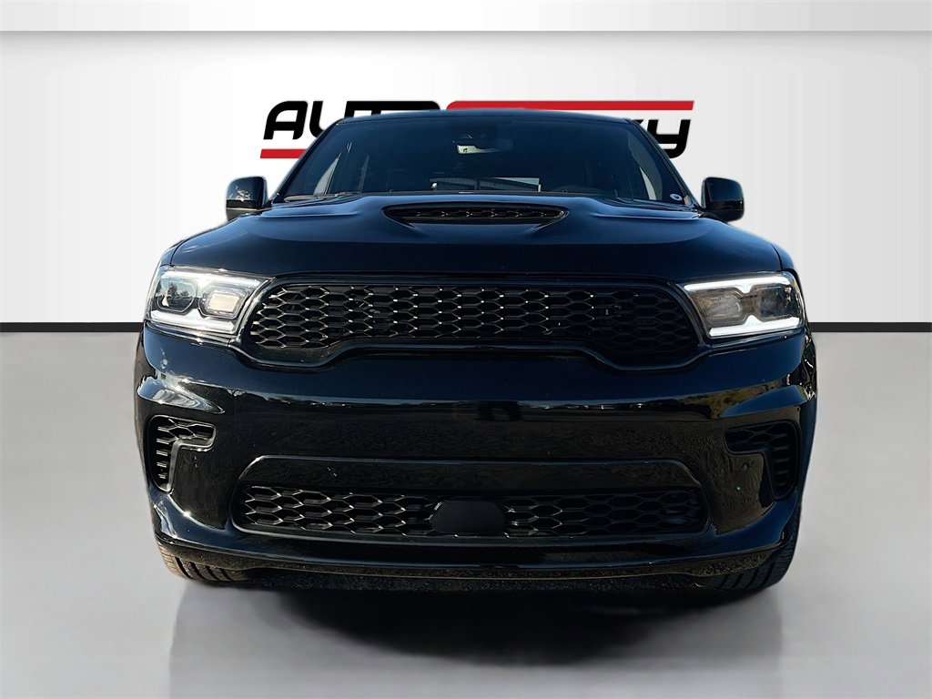 Used 2023 Dodge Durango R/T w/ Hemi Orange Plus Package image 2