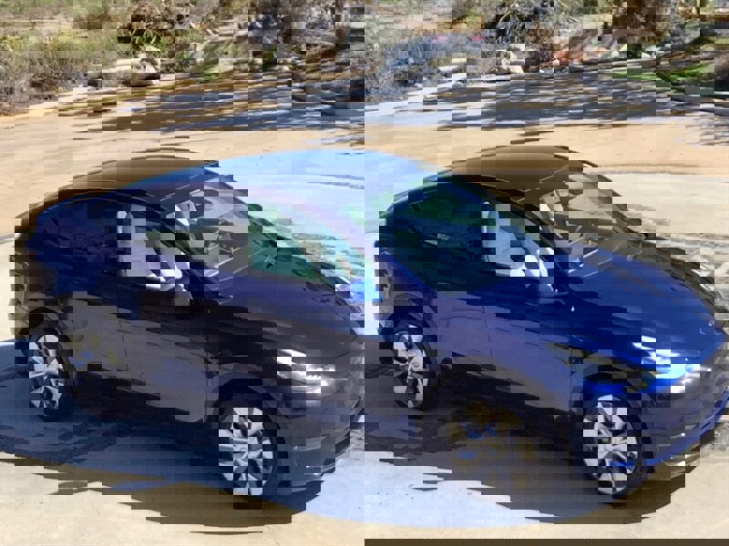 Used 2020 Tesla Model Y Long Range image 18