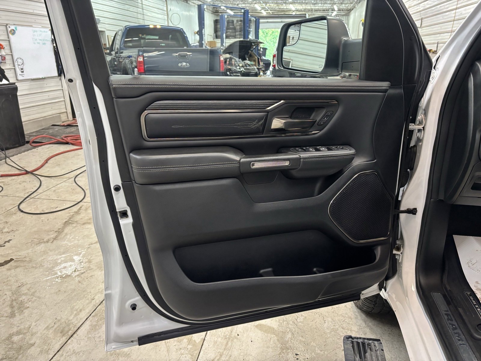 Used 2021 RAM 1500 Limited image 8