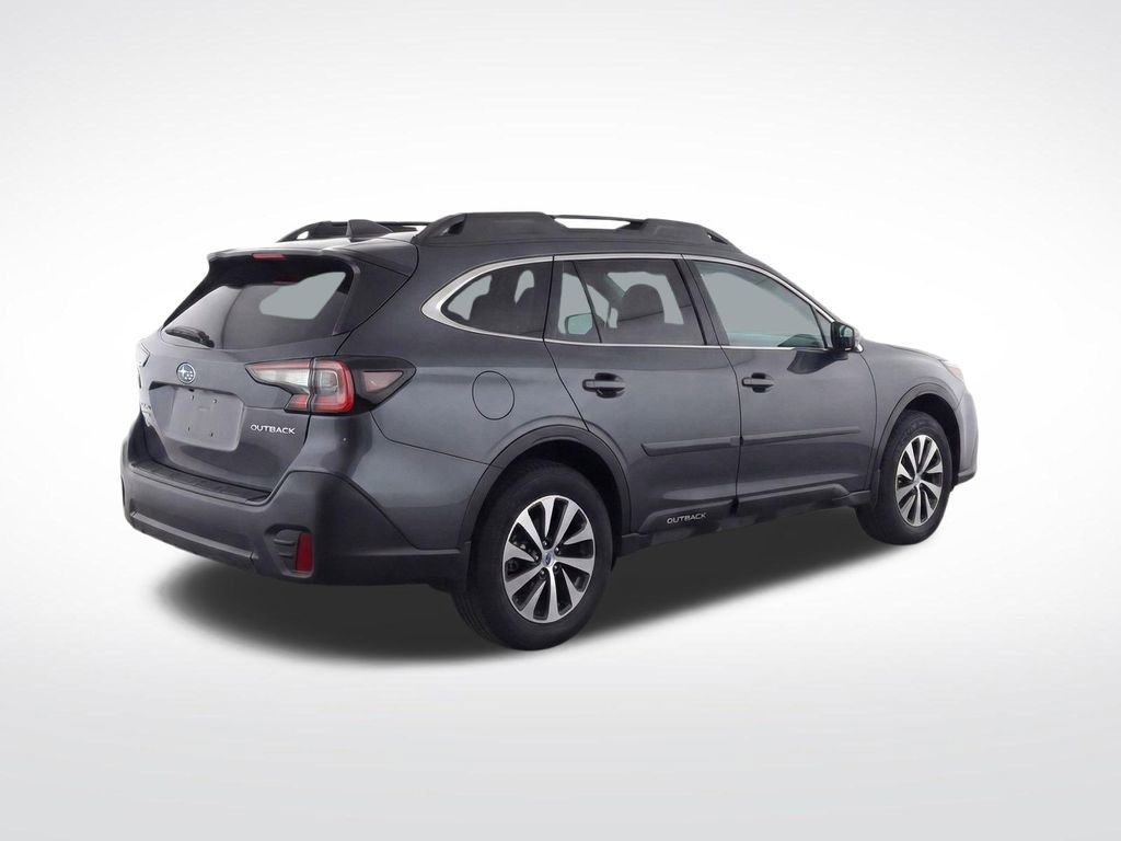 Used 2022 Subaru Outback Premium image 3
