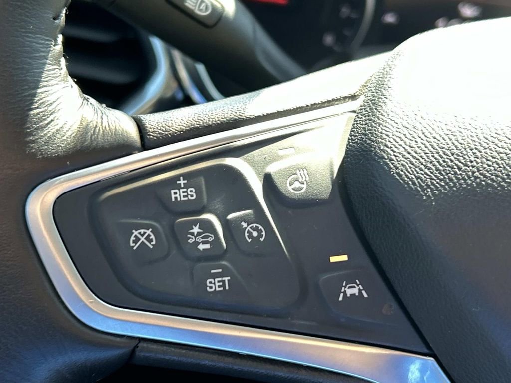 Used 2022 Chevrolet Equinox LT FWD image 31