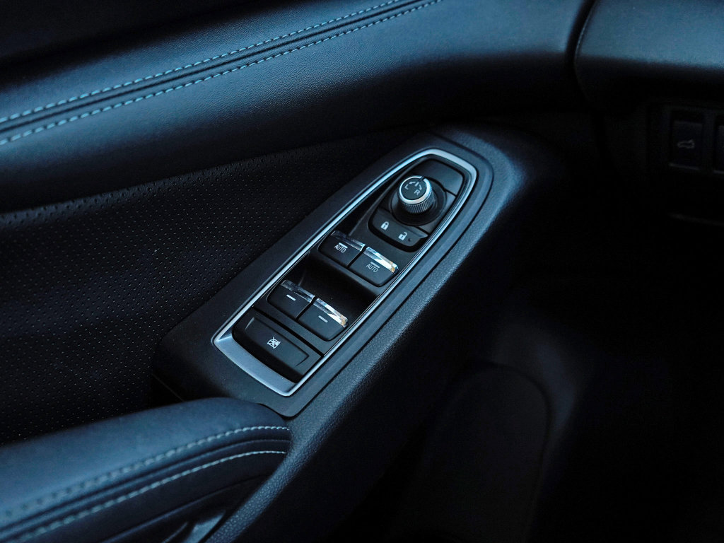 Used 2023 Subaru Ascent Limited image 19