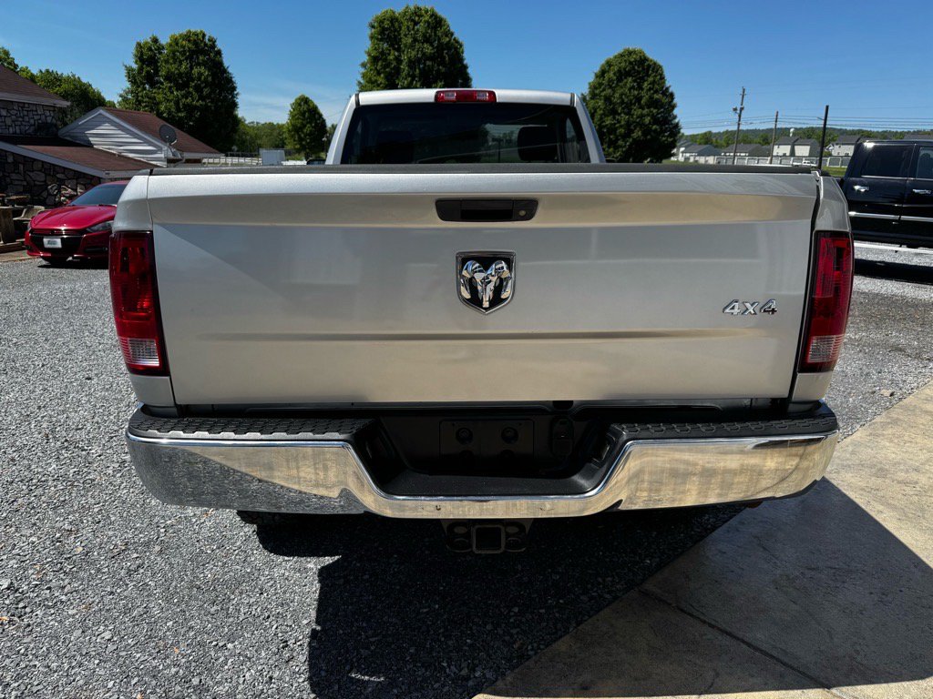 Used 2014 RAM 2500 Tradesman w/ Chrome Appearance Group AWD/4WD image 6