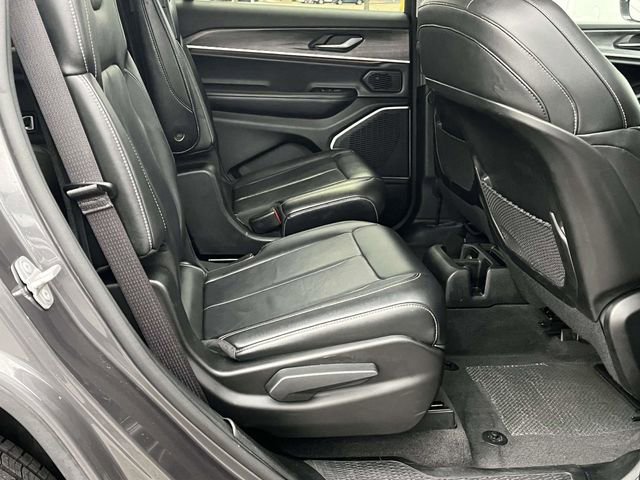 Used 2021 Jeep Grand Cherokee L Limited image 23