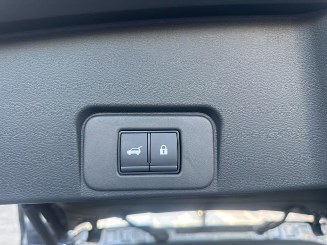 Used 2024 Nissan Rogue Platinum w/ Platinum Premium Package image 33