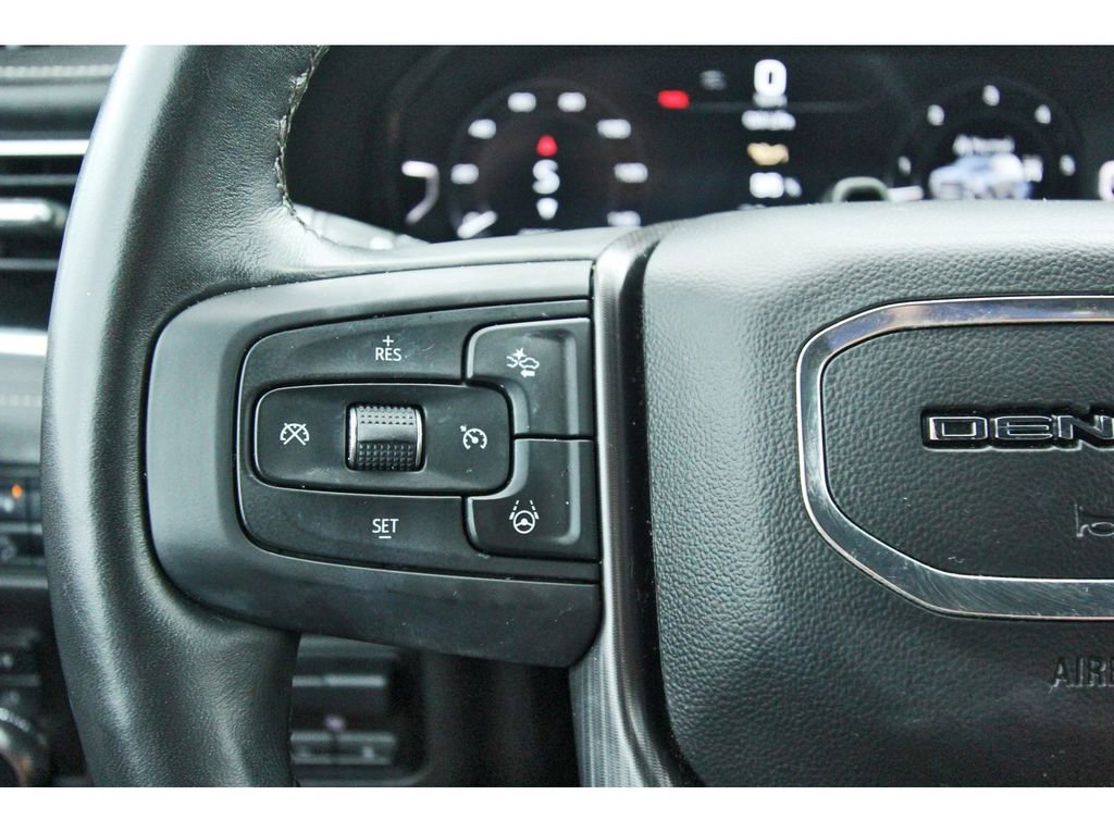 Used 2024 GMC Yukon XL Denali Ultimate image 16