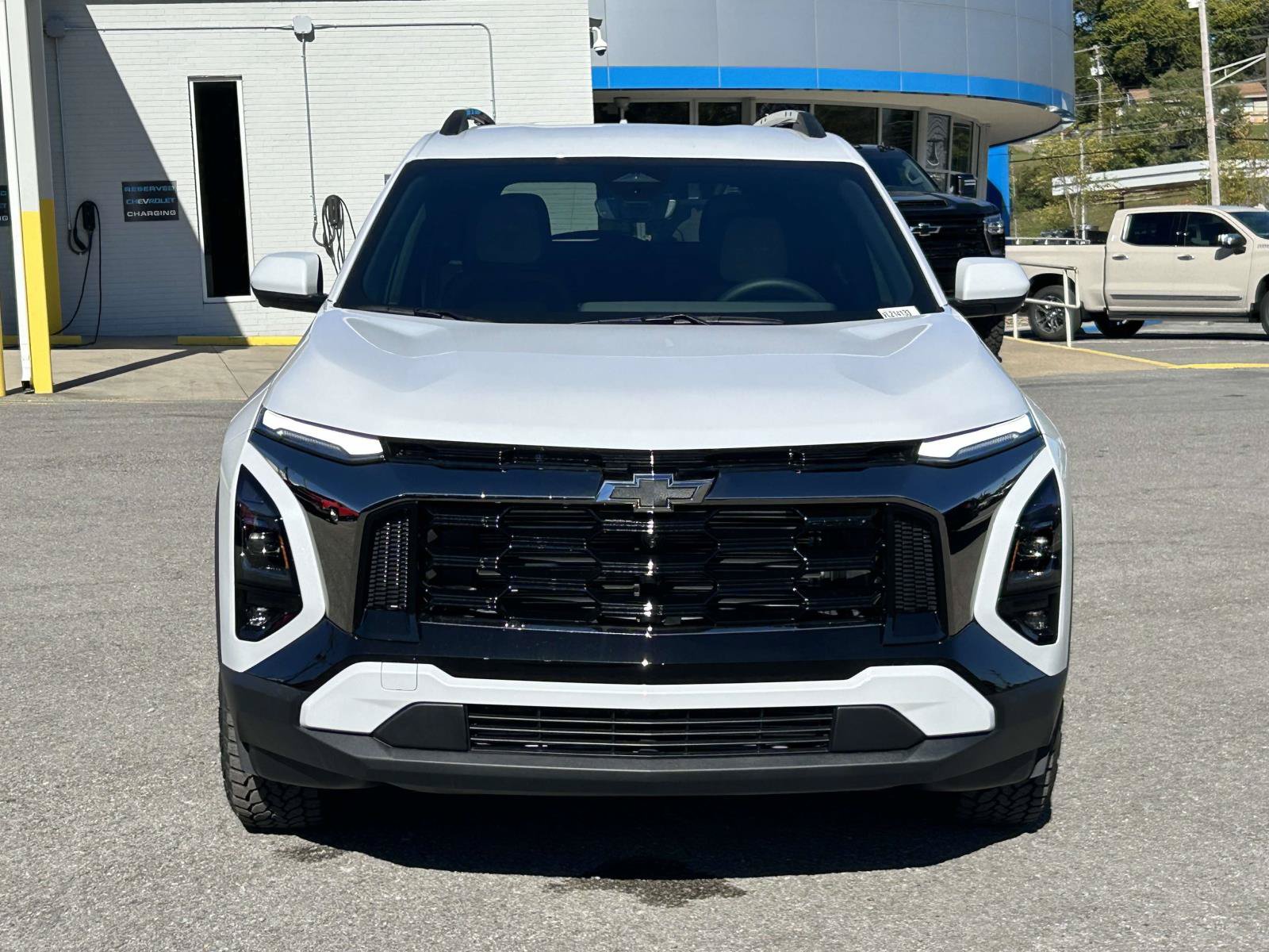 New 2027 Chevrolet Equinox ACTIV w/ Safety and Technology Package AWD/4WD image 2