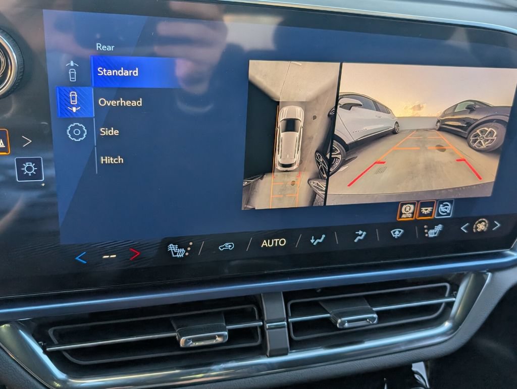 New 2026 Chevrolet Equinox EV LT w/ LPO, All-Weather Mat Package AWD/4WD image 13