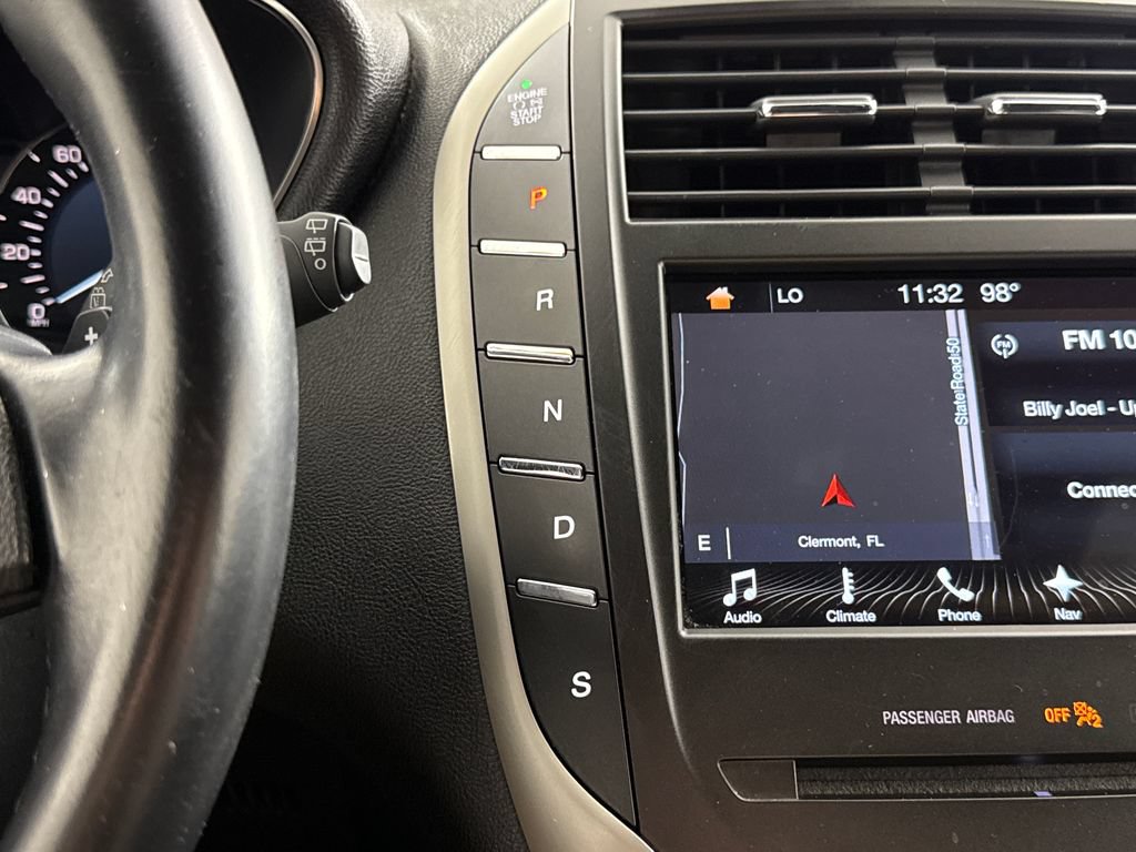 Used 2017 Lincoln MKC Select w/ Select Plus Package AWD/4WD image 19
