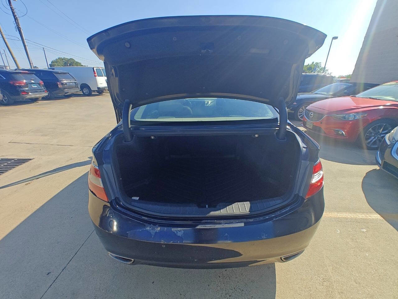 Used 2013 Hyundai Azera w/ Technology Pkg FWD image 16