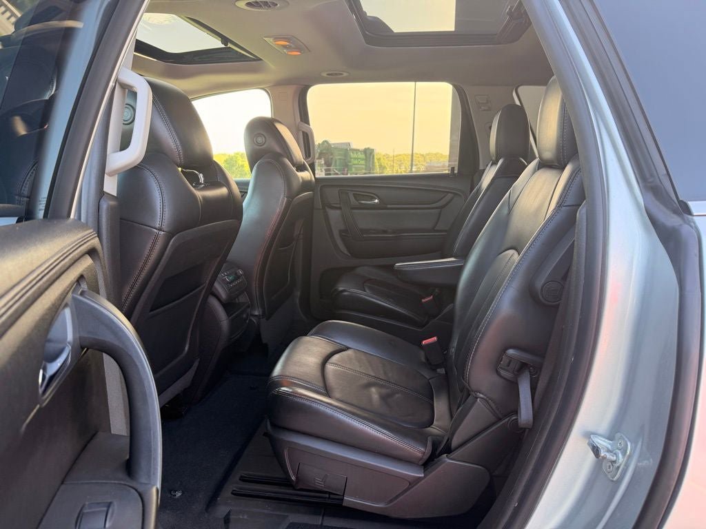 Used 2013 Chevrolet Traverse LT FWD image 28
