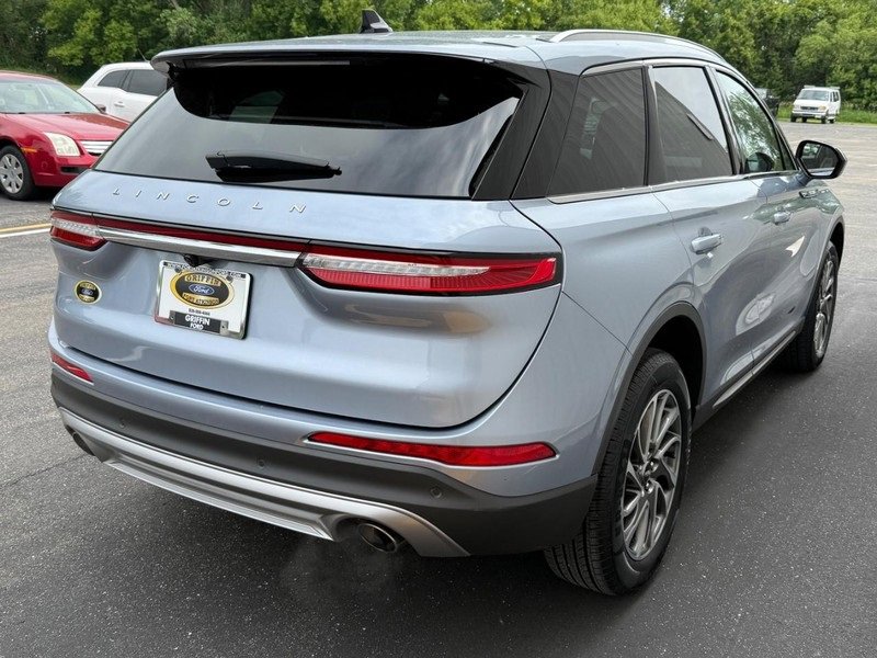 Used 2022 Lincoln Corsair AWD w/ Equipment Group 101A image 6