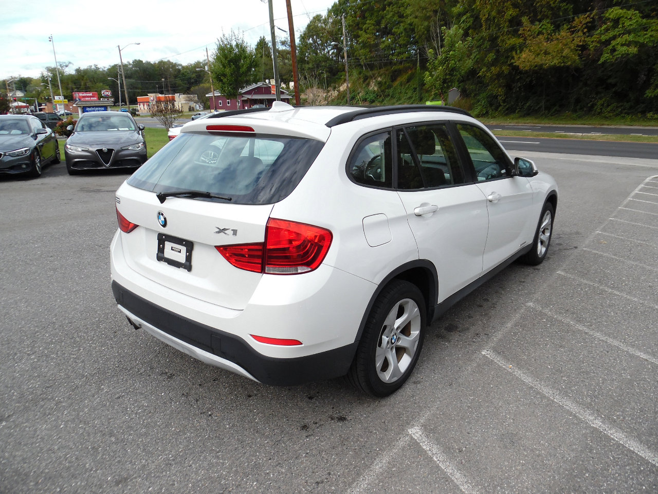 Used 2014 BMW X1 sDrive28i image 5