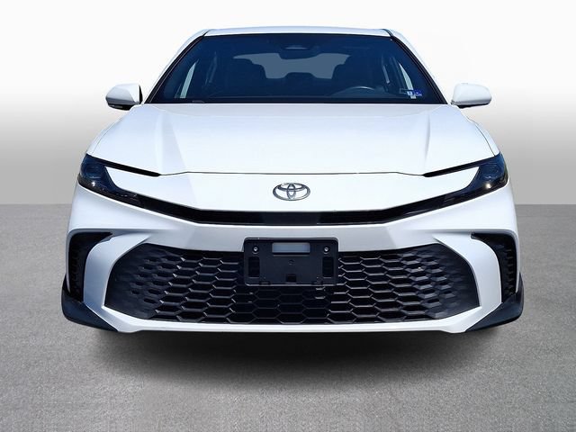 Used 2025 Toyota Camry SE FWD video 2