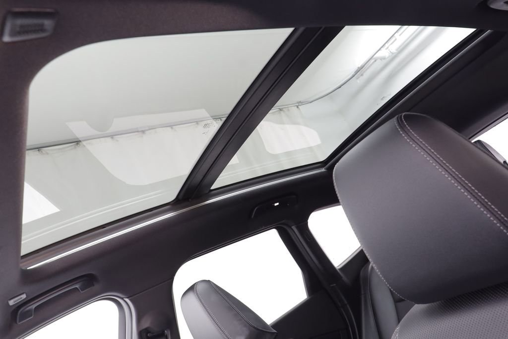 Certified 2025 BMW X1 xDrive28i image 13