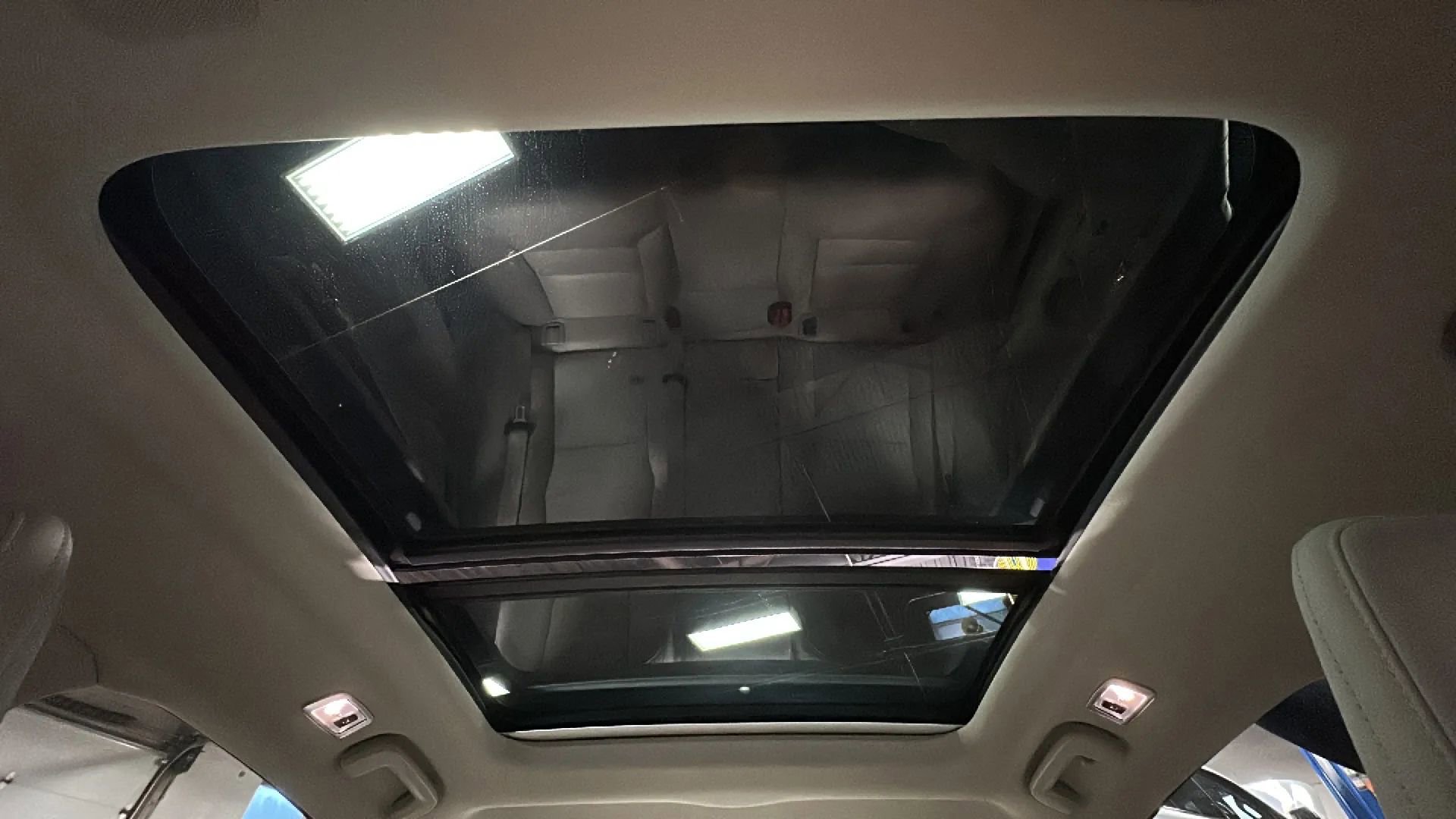 Used 2020 Volvo S90 T6 Momentum image 27