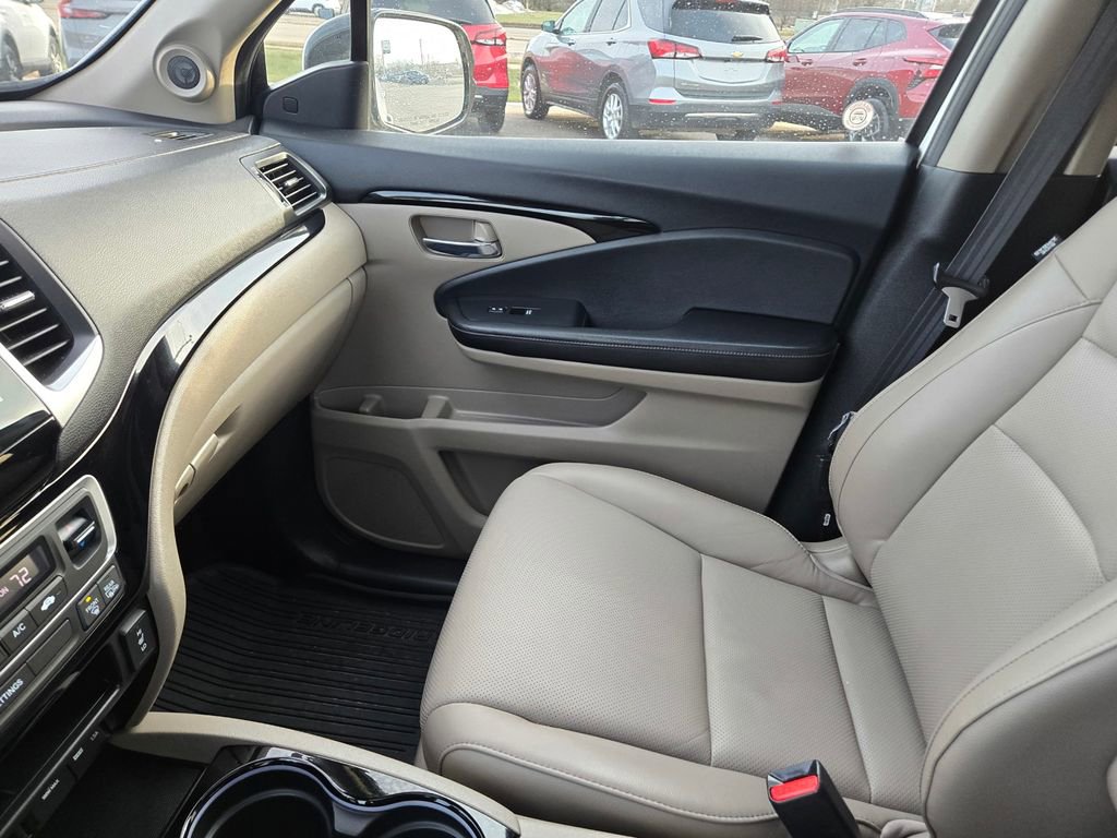 Used 2019 Honda Ridgeline RTL-E image 17