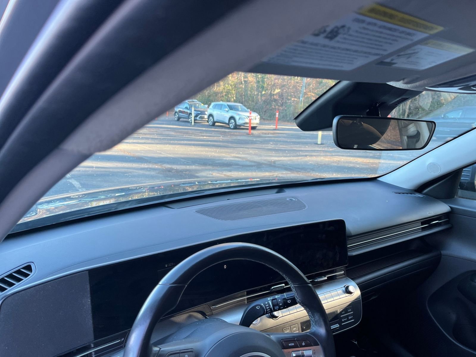 Used 2025 Hyundai Kona SEL image 33