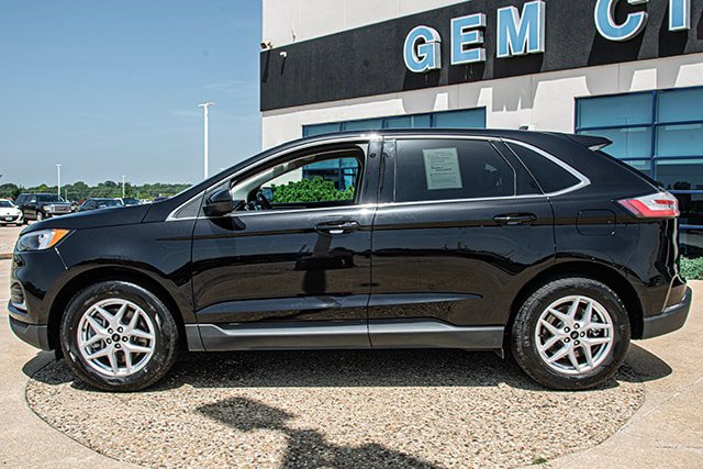 Used 2024 Ford Edge SEL AWD/4WD image 2