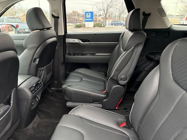 Used 2023 Hyundai Palisade SEL w/ Premium Package image 21