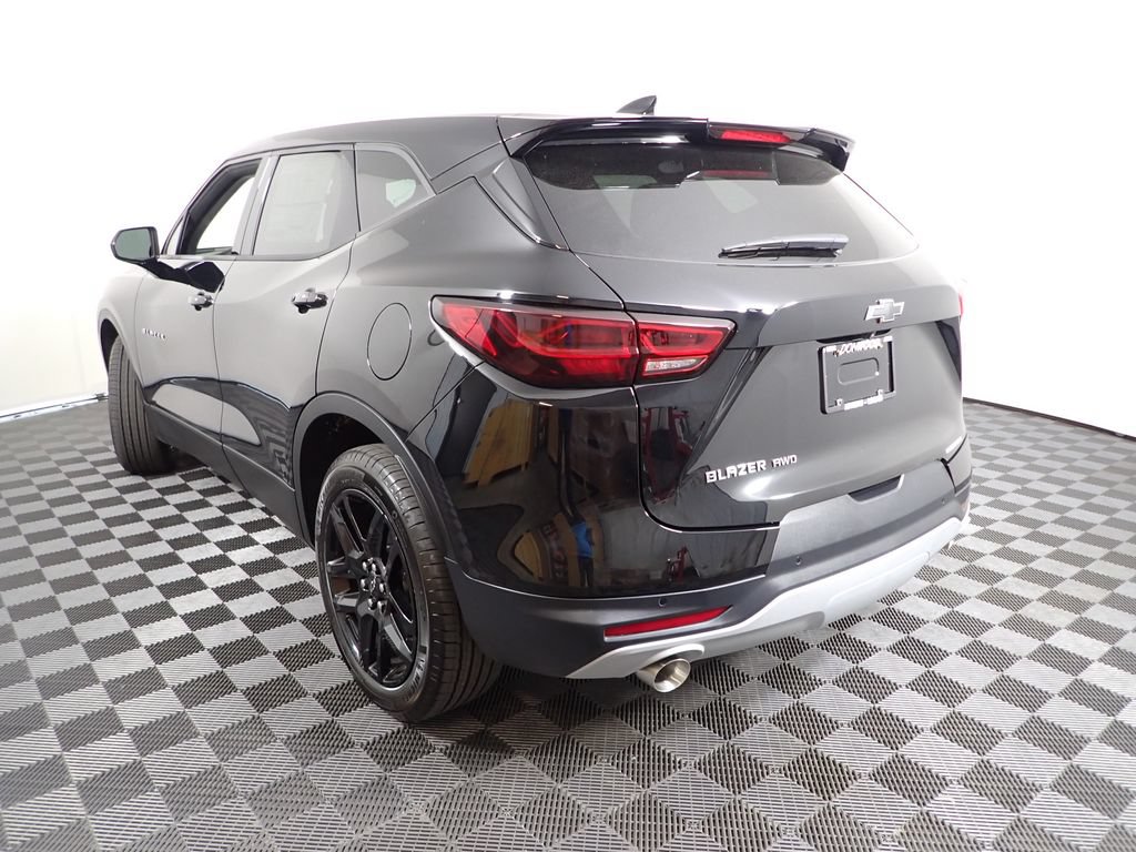 New 2026 Chevrolet Blazer LT w/ LPO, Floor Liner Package AWD/4WD image 13