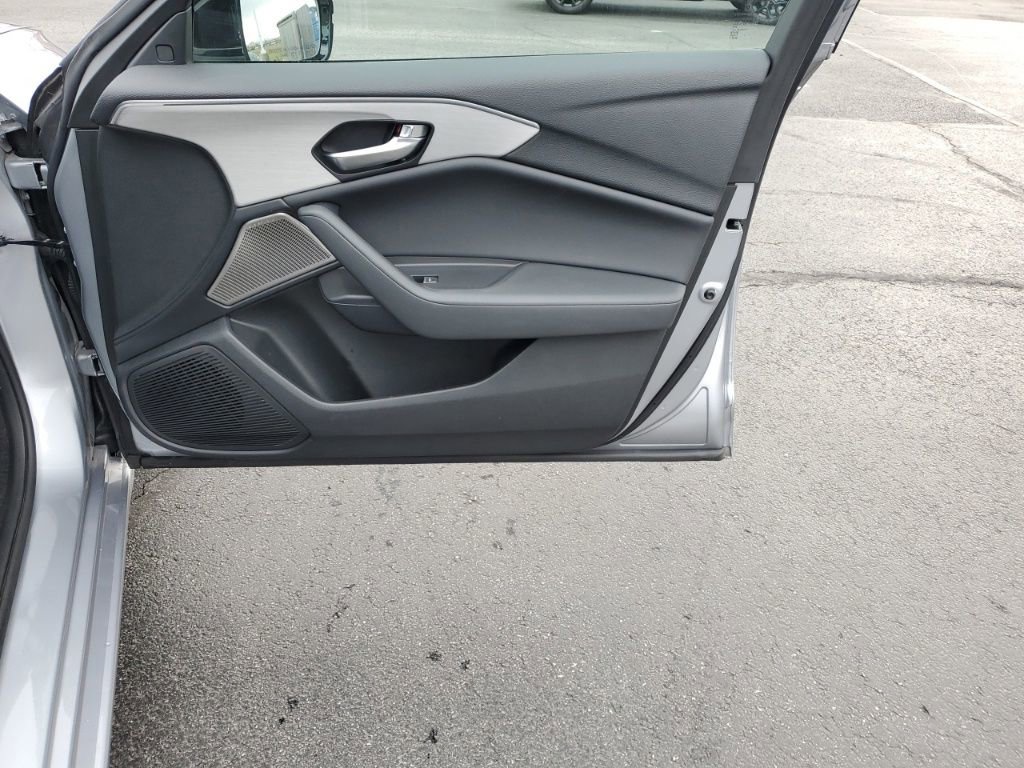 Used 2022 Acura TLX w/ Technology Package image 30