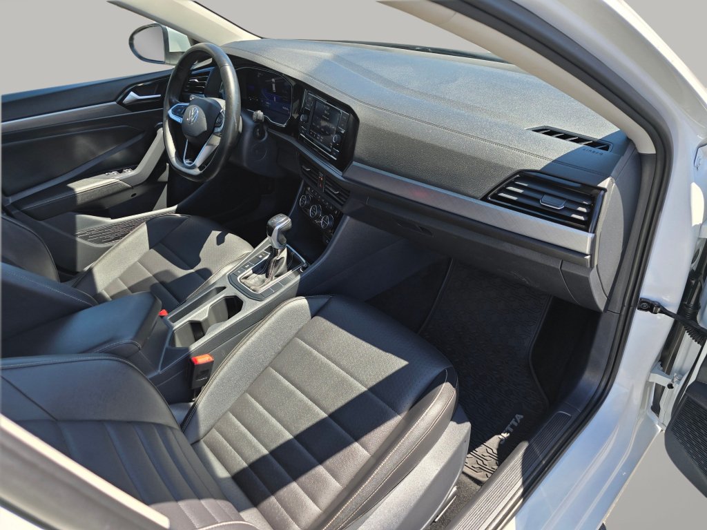 Used 2024 Volkswagen Jetta SE FWD image 44