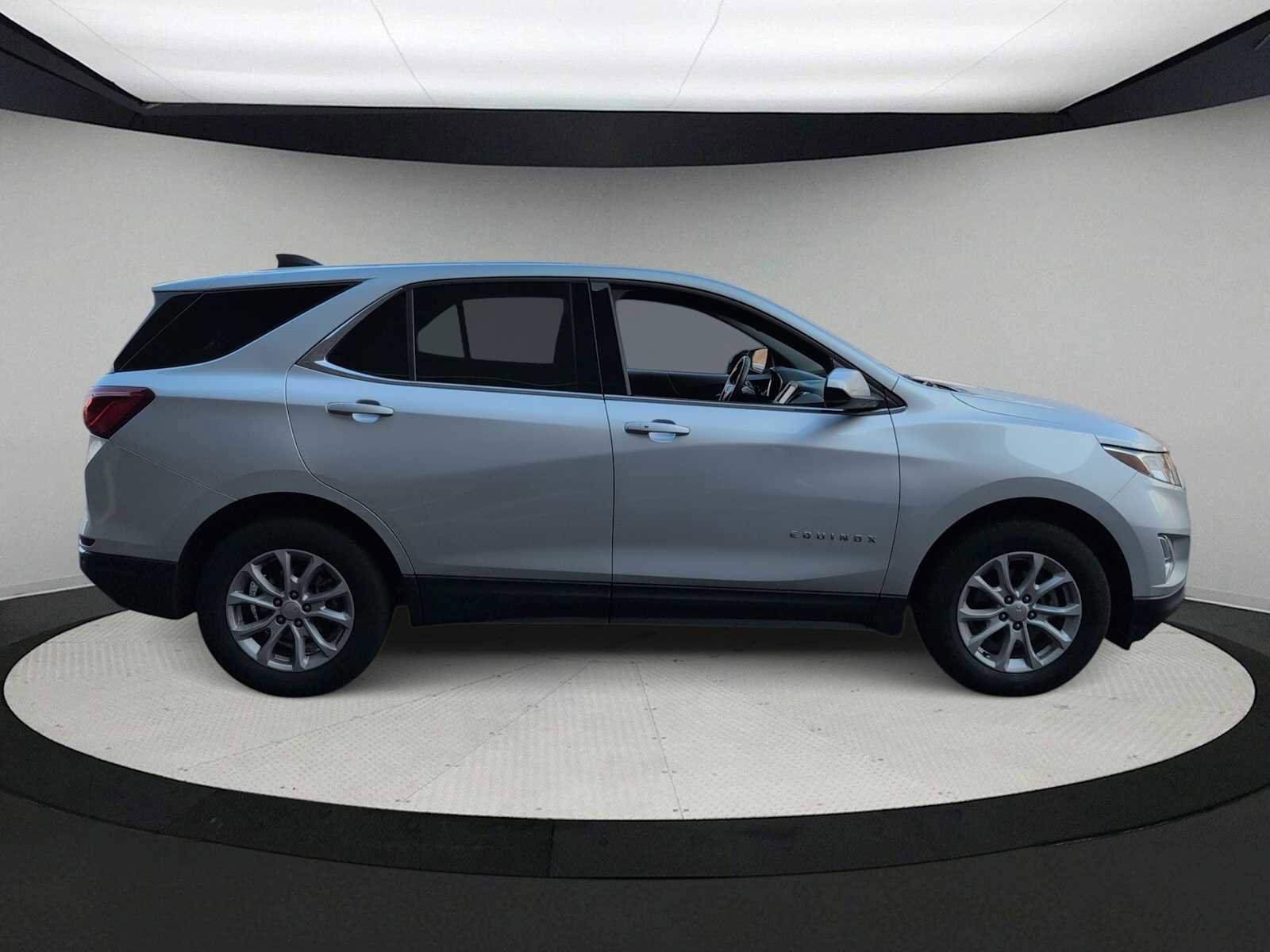 Used 2020 Chevrolet Equinox LT image 9