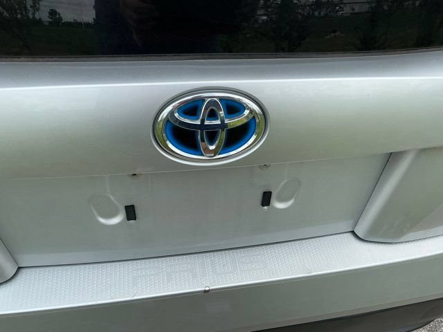 Used 2016 Toyota Prius Two FWD image 9