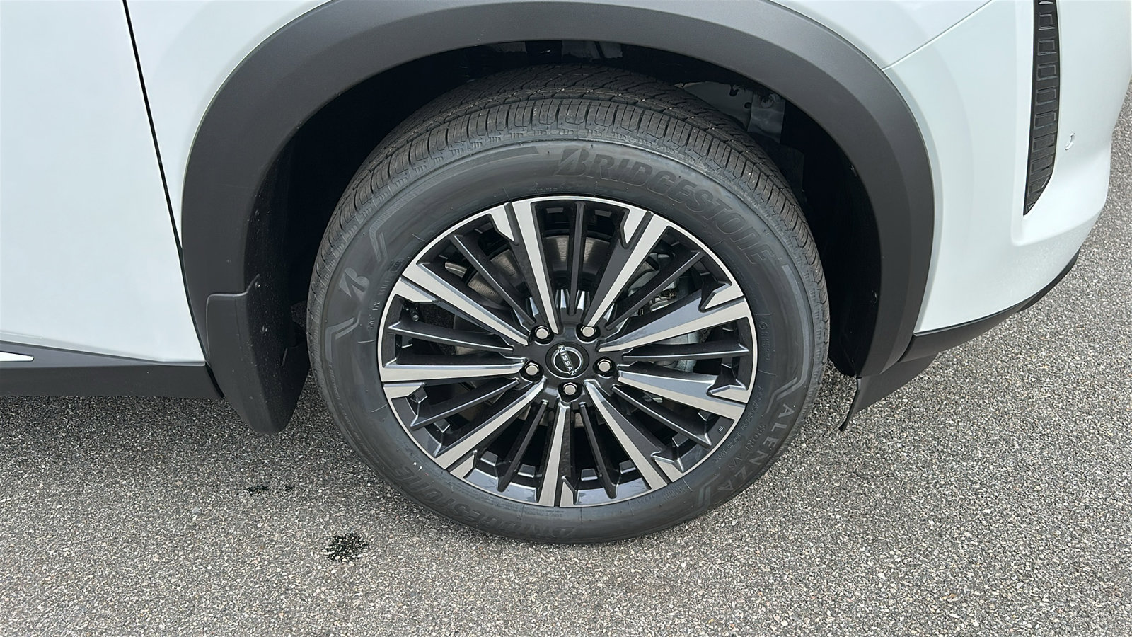 New 2026 Nissan Pathfinder Platinum AWD/4WD image 6