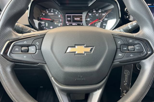 Used 2024 Chevrolet Trax LS FWD image 28