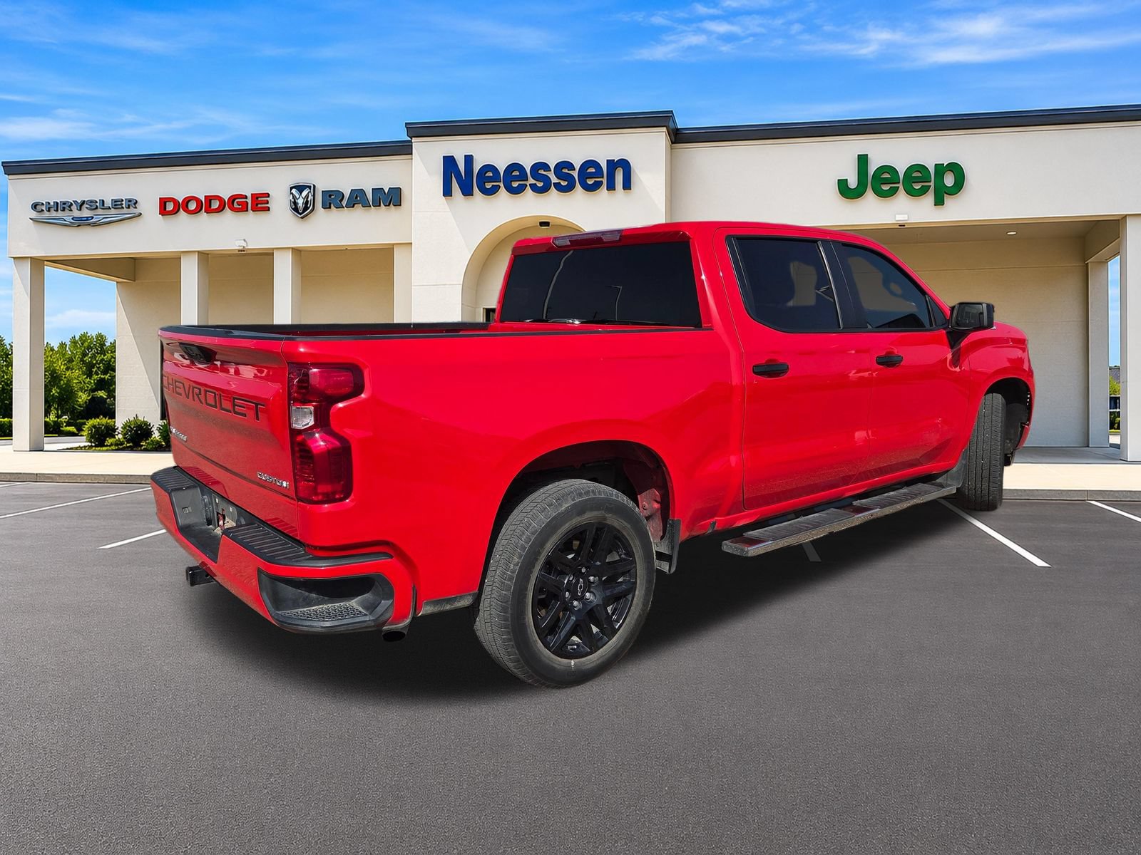 Used 2024 Chevrolet Silverado 1500 Custom w/ LPO, Dark Essentials Package RWD image 7