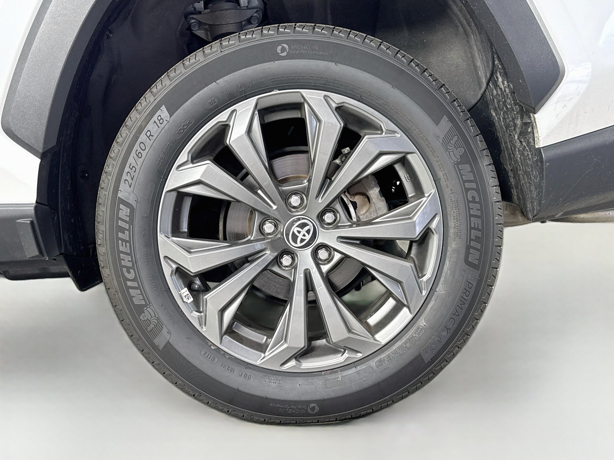 Certified 2025 Toyota RAV4 Limited AWD/4WD image 33